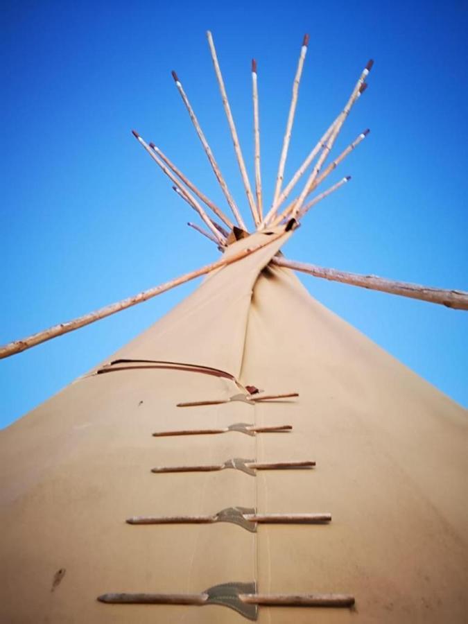 Teepee Costa Hotel ตินดายา ภายนอก รูปภาพ